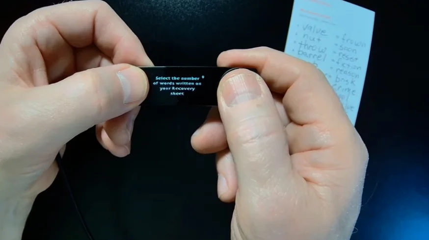 Ledger Nano X screen for selecting recovery phrase length.